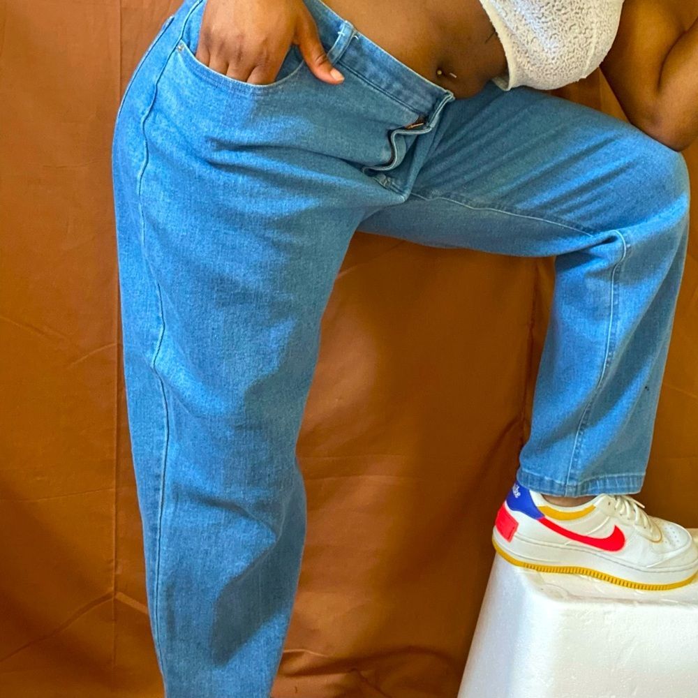 Women’s blue denim Large jeans
